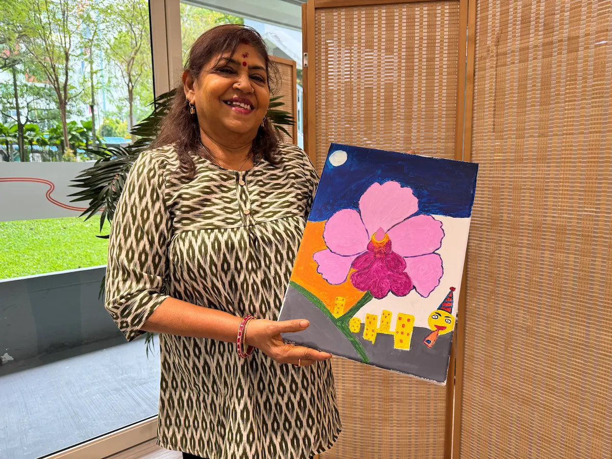 mdm-jothi-enjoys-helping-others