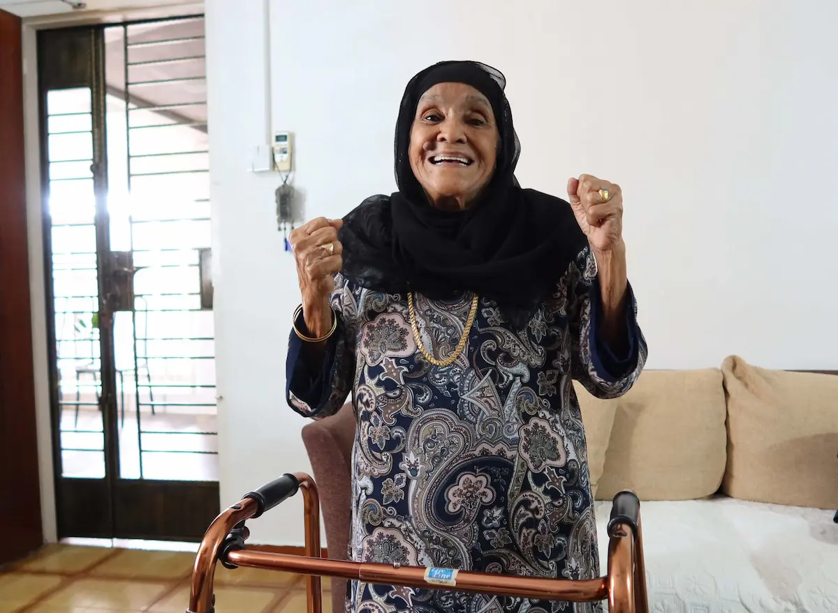 mdm-sabillah-exercising-at-home